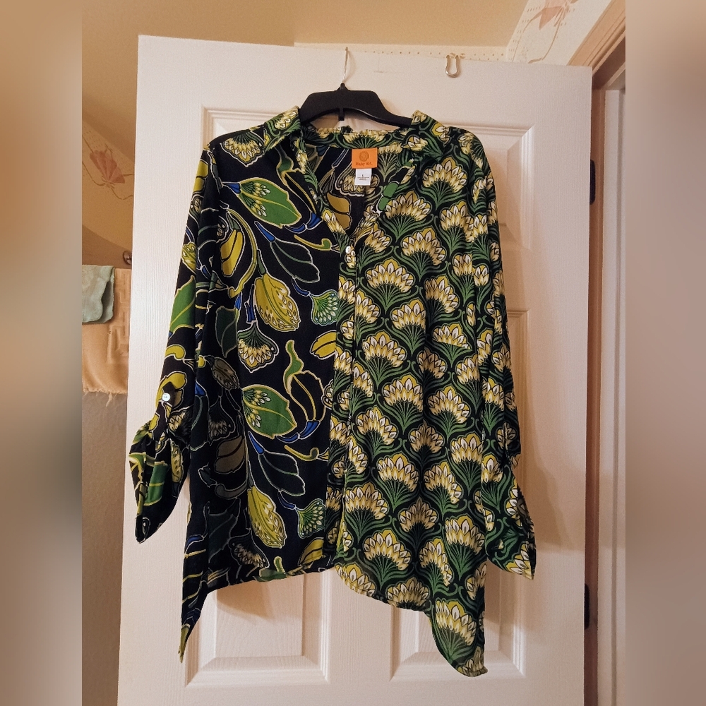 Stylish Green and Black Women's Top By Ruby Rd.